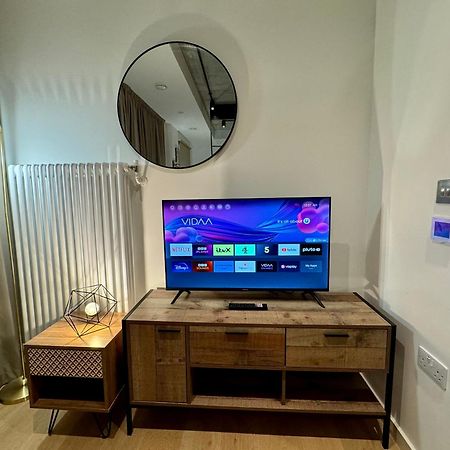 Tower Bridge London, 2 Bedrooms, Reception, Kitchen, Parking Exterior photo